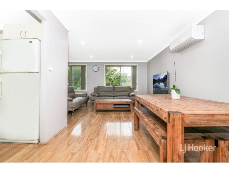 2 Pepperidge Avenue, Oakhurst NSW 2761