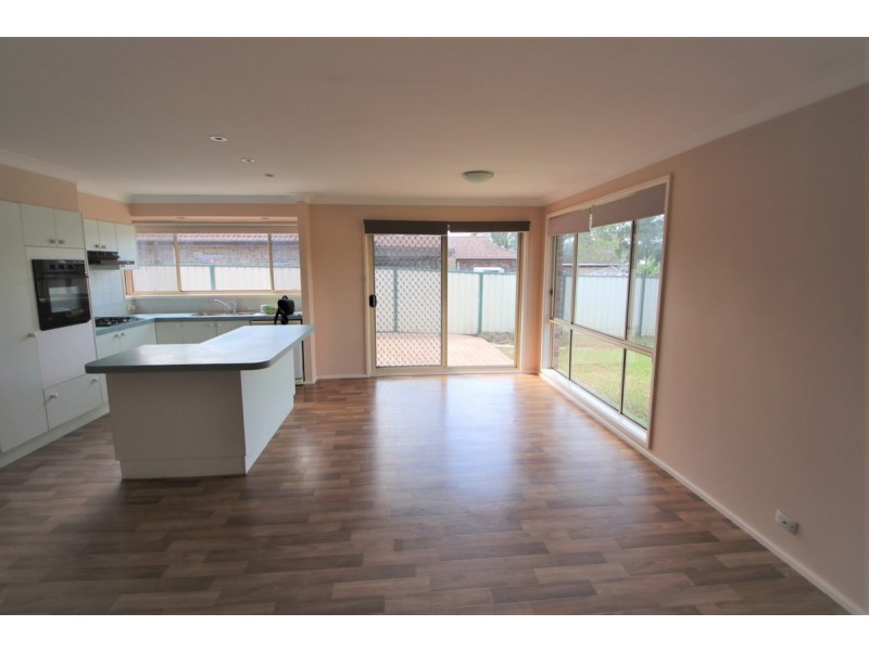 34 Southee Circuit, Oakhurst NSW 2761