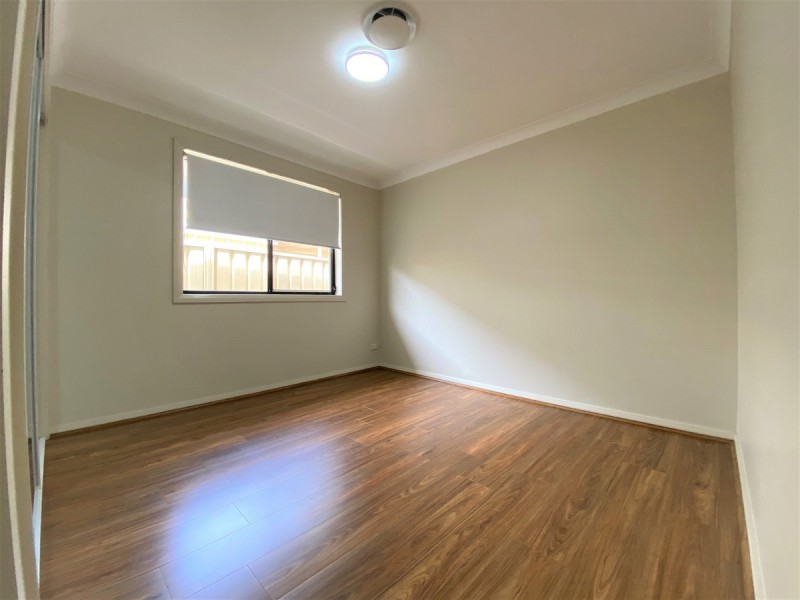 4/8 Bungalow Road, Plumpton NSW 2761