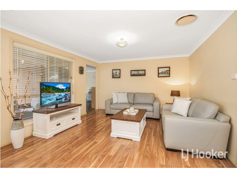 6 Sarazen Place, Colebee NSW 2761
