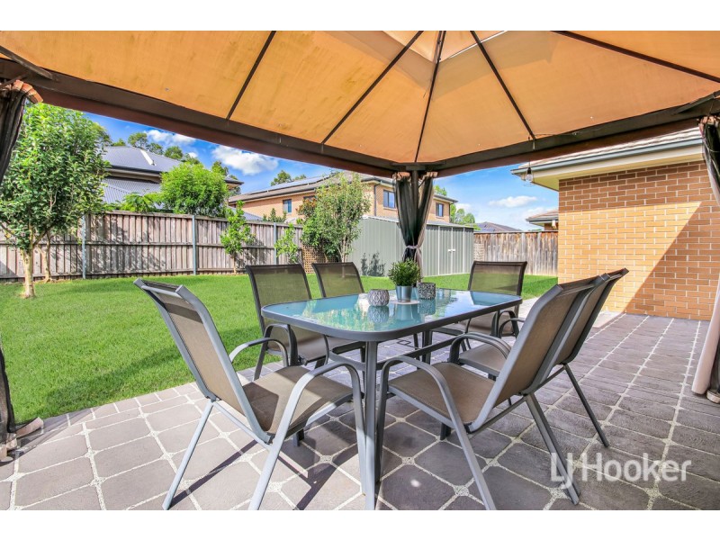 6 Sarazen Place, Colebee NSW 2761