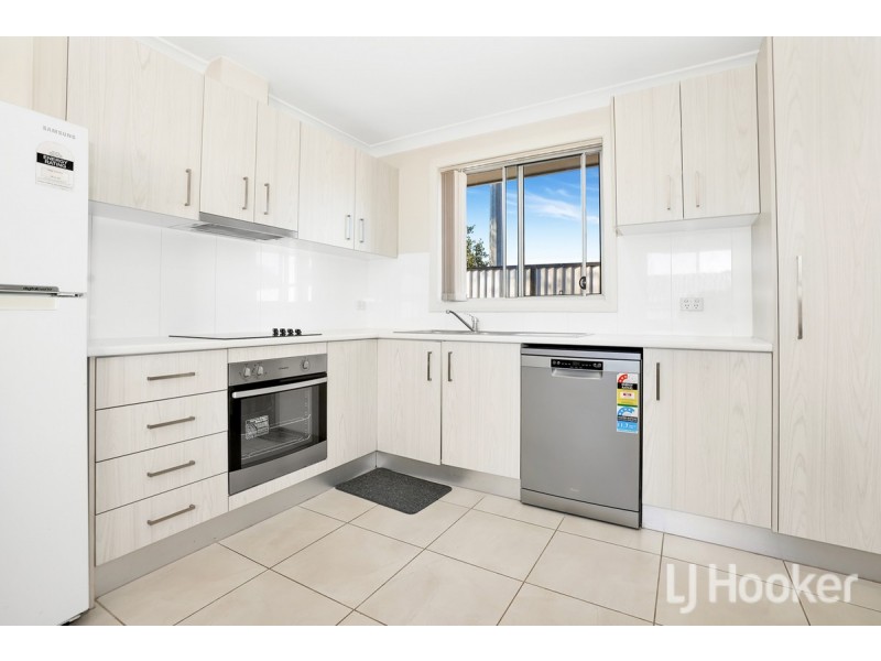 24 Rotuma Street, Oakhurst NSW 2761