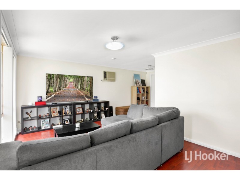19 Merevale Place, Oakhurst NSW 2761