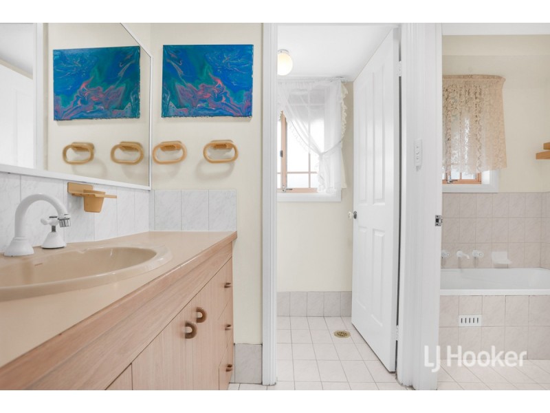 19 Merevale Place, Oakhurst NSW 2761