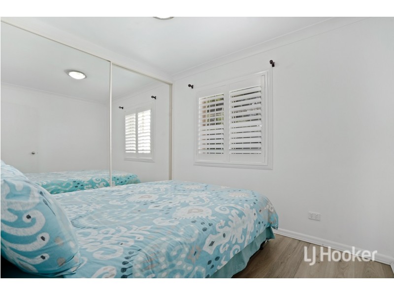 16 Palau Crescent, Lethbridge Park NSW 2770