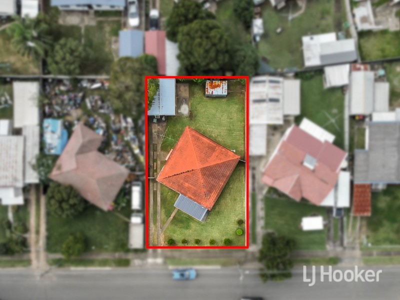 16 Palau Crescent, Lethbridge Park NSW 2770