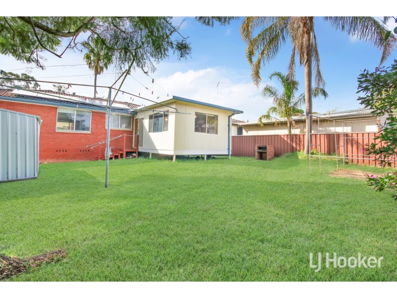 32 Labrador Street, Rooty Hill NSW 2766