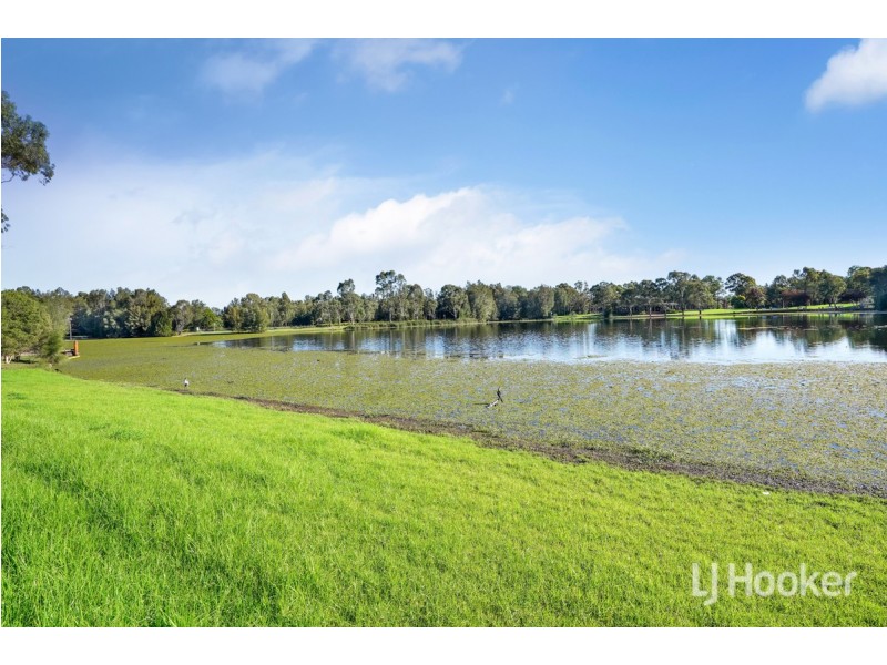 3 Waterside Grove, Woodcroft NSW 2767
