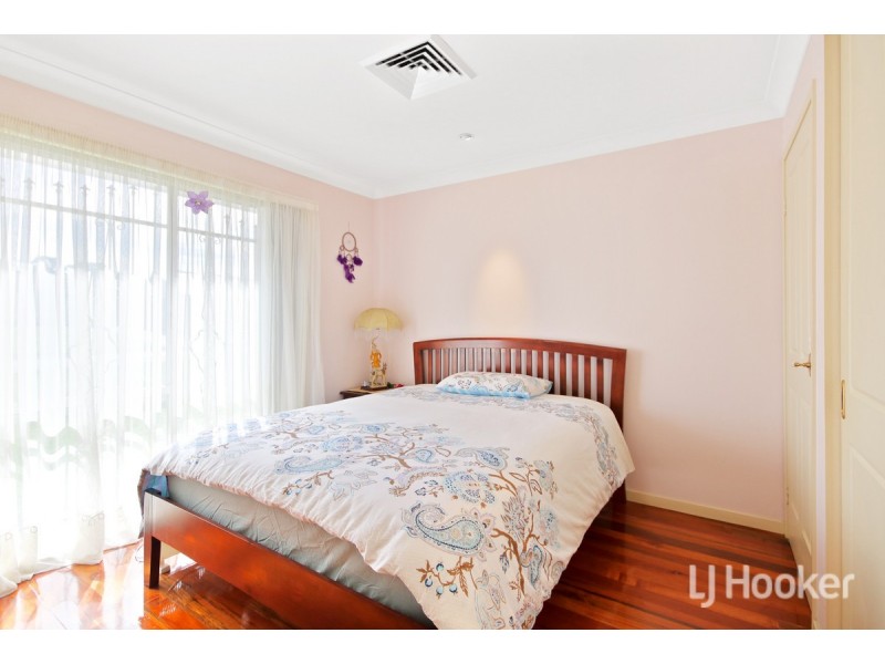 60 Kirsty Crescent, Hassall Grove NSW 2761