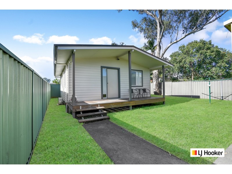 8 Flora Street, Plumpton NSW 2761