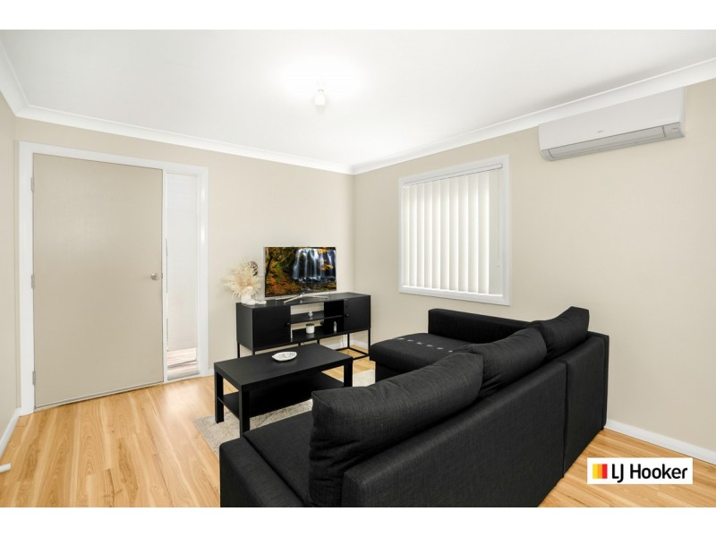 8 Flora Street, Plumpton NSW 2761