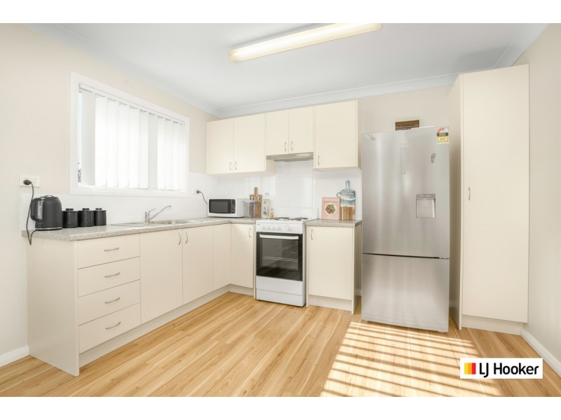 8 Flora Street, Plumpton NSW 2761