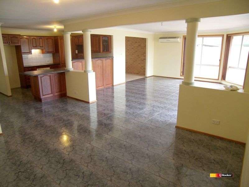 7 Irma Place, Oakhurst NSW 2761