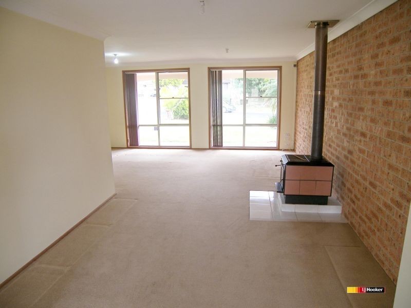 7 Irma Place, Oakhurst NSW 2761