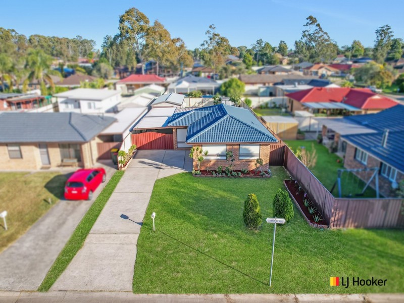10 Standish Avenue, Oakhurst NSW 2761