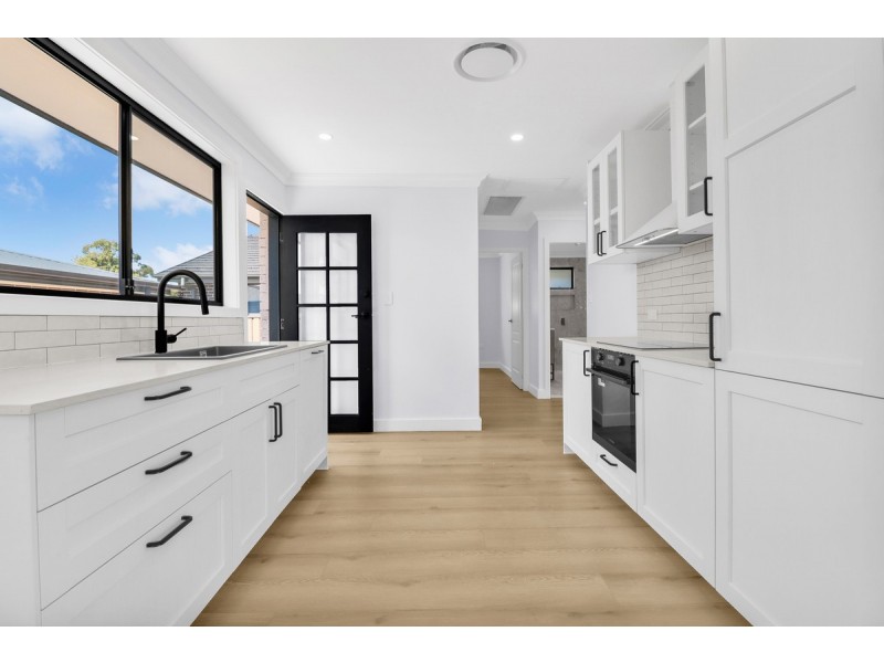 5 Eleanor Crescent, Rooty Hill NSW 2766