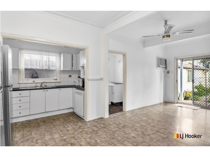 12 Railway View Parade, Rooty Hill NSW 2766