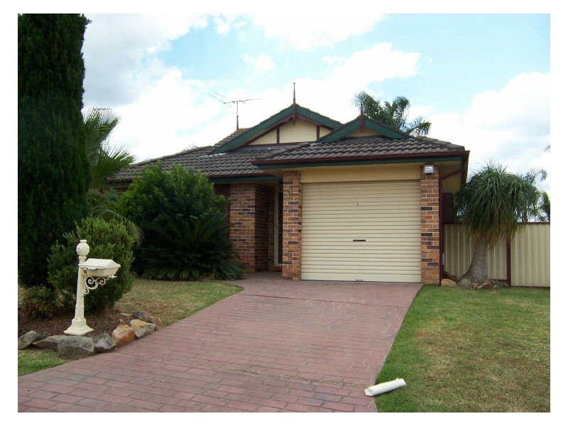 8 Alexandra Place, Glendenning NSW 2761