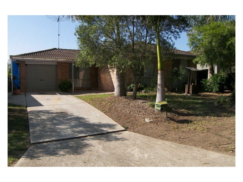 26 Sandpiper Terrace, Plumpton NSW 2761