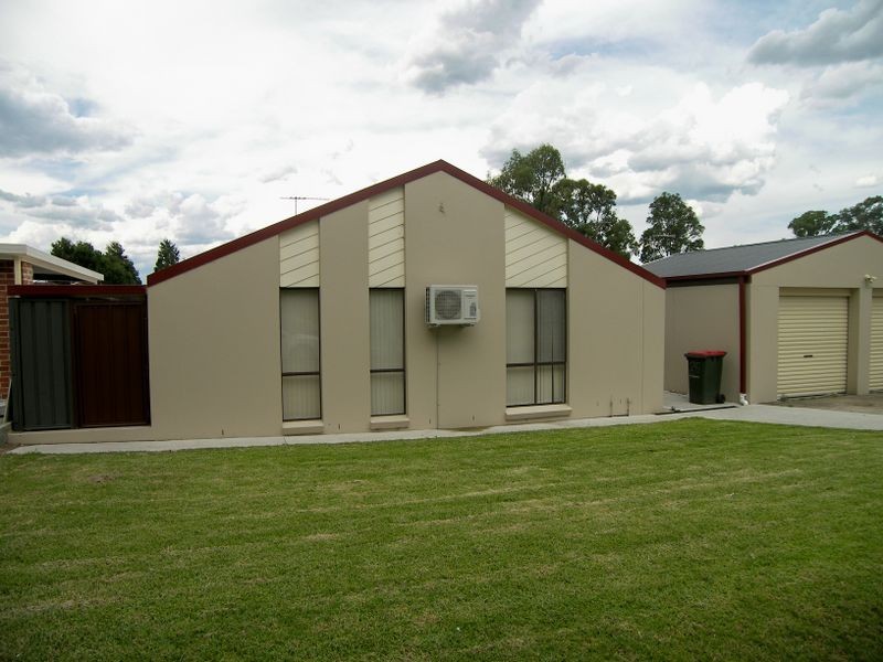 25 Odelia Crescent, Plumpton NSW 2761
