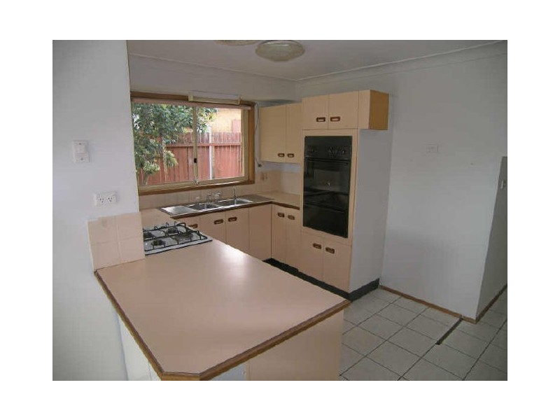 5 Verity Place, Oakhurst NSW 2761