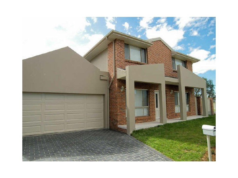 2 Elton Place, Plumpton NSW 2761