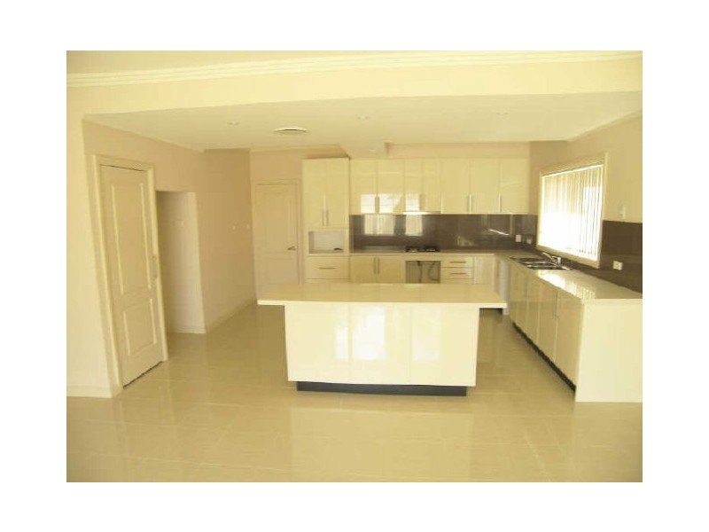 2 Elton Place, Plumpton NSW 2761