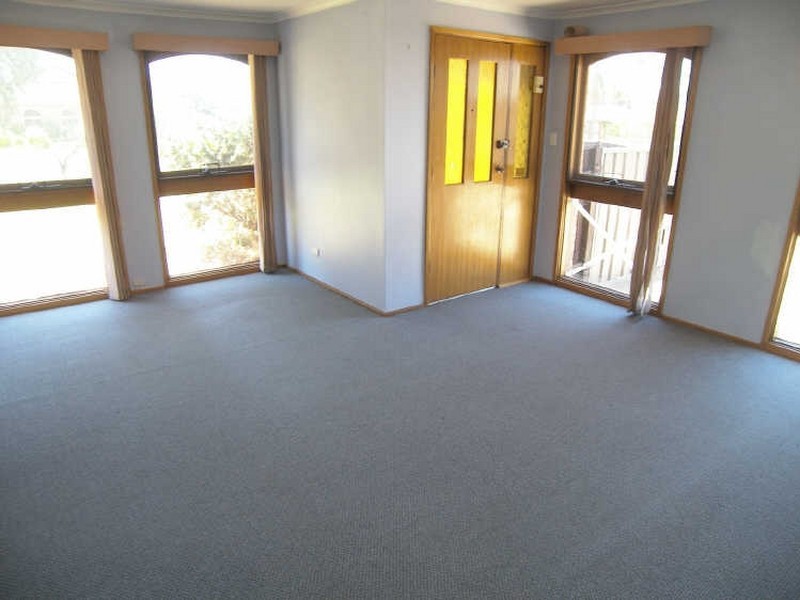 11 Cordelia Crescent, Rooty Hill NSW 2766