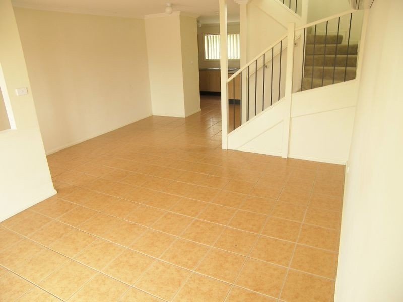 2/77 Eskdale Street, Minchinbury NSW 2770