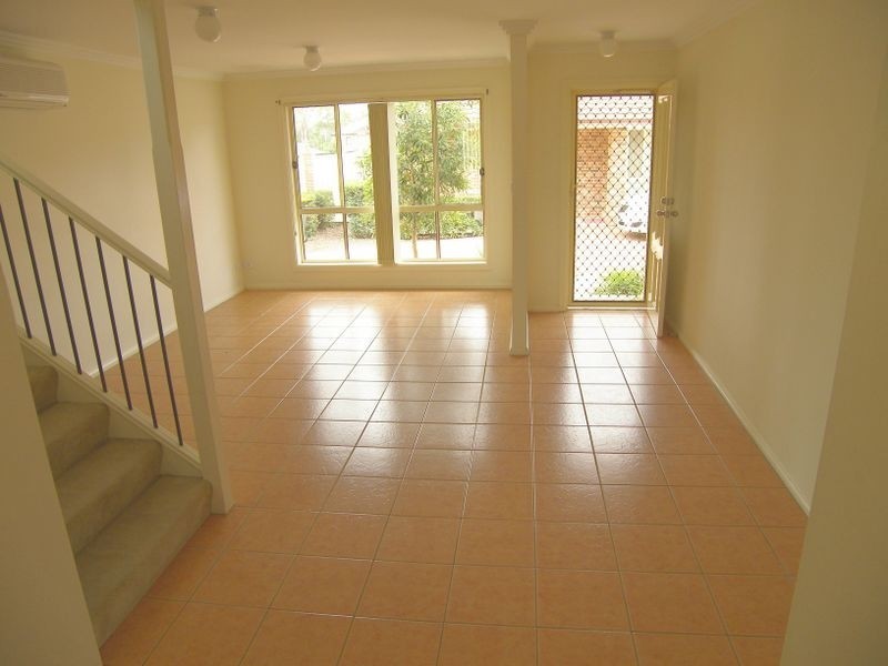 2/77 Eskdale Street, Minchinbury NSW 2770