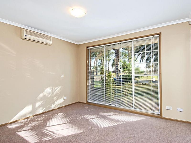 23 Hyatts Road, Oakhurst NSW 2761