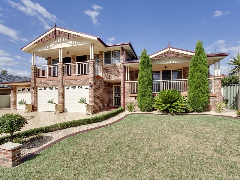 88 Glengarry Drive, Glenmore Park NSW 2745