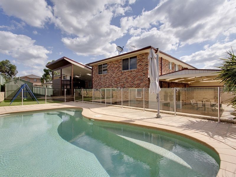 88 Glengarry Drive, Glenmore Park NSW 2745