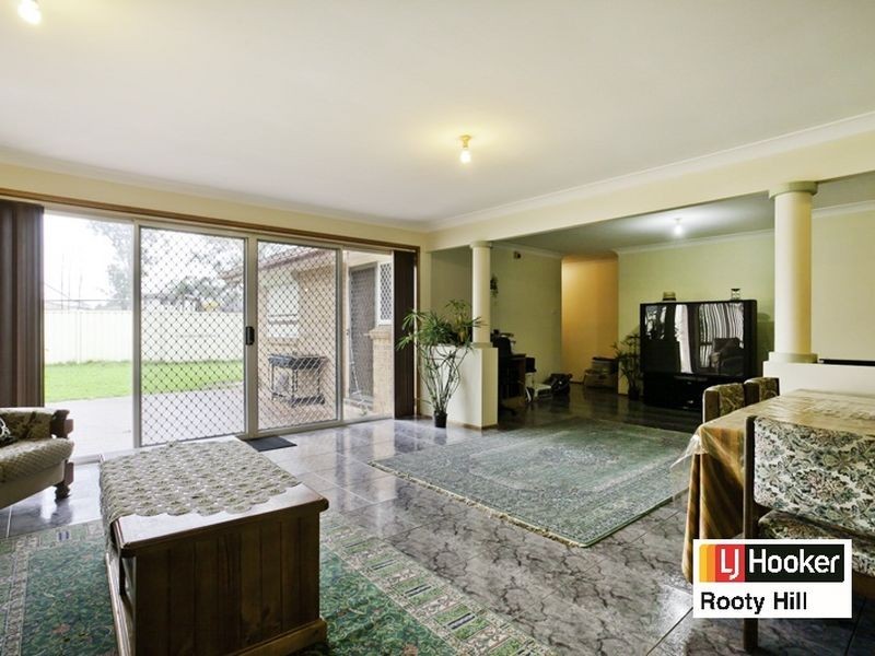 7 Irma Place, Oakhurst NSW 2761