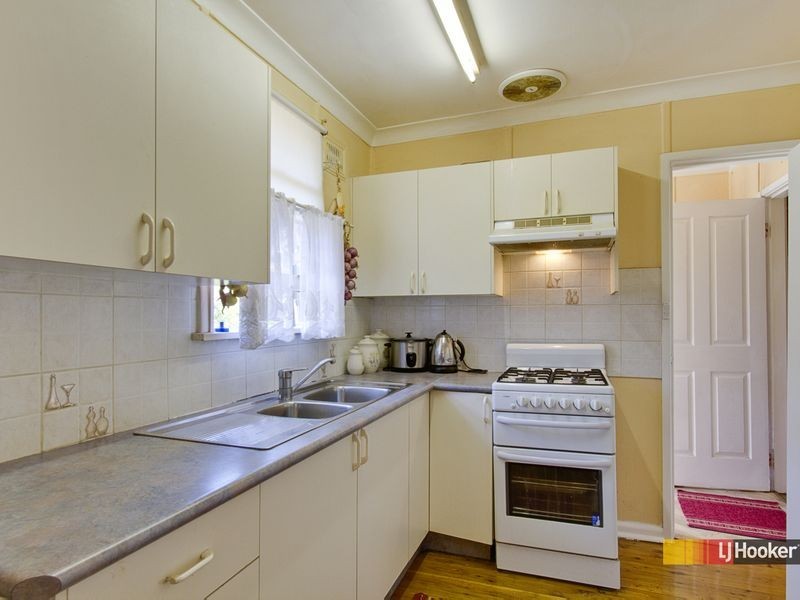 25 Gasmata Crescent, Whalan NSW 2770