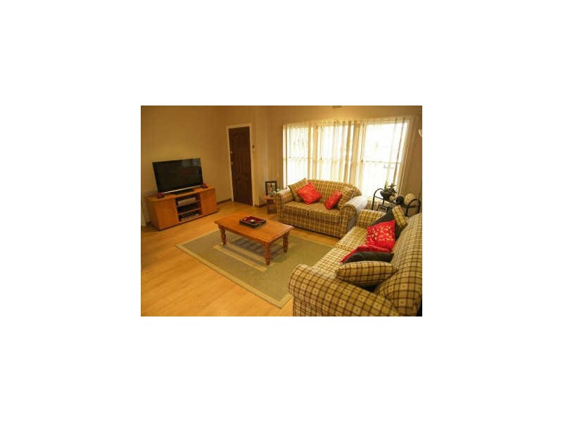 9 Omaroo Ave, Doonside NSW 2767