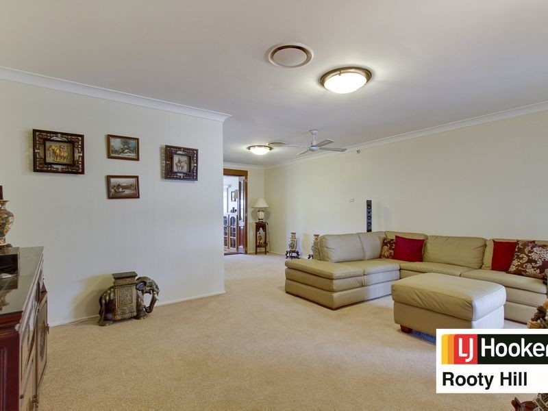 9 Alchin Street, Dharruk NSW 2770
