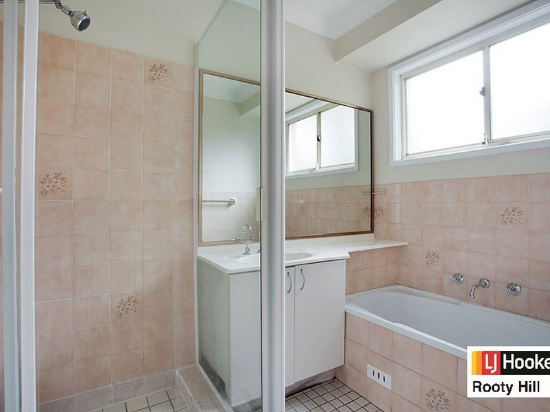 5 Verity Place, Oakhurst NSW 2761