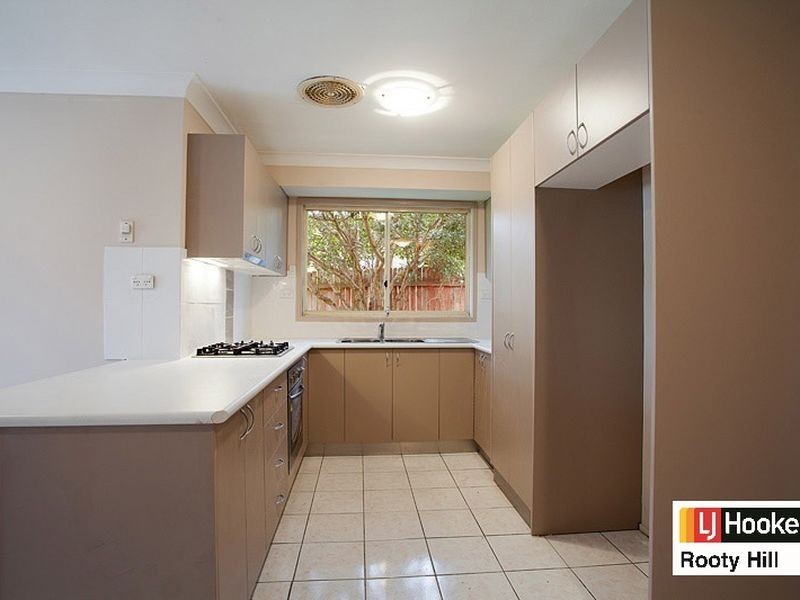 5 Verity Place, Oakhurst NSW 2761