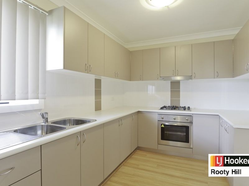 24 Kavieng Avenue, Whalan NSW 2770