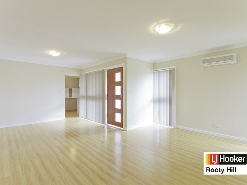 24 Kavieng Avenue, Whalan NSW 2770