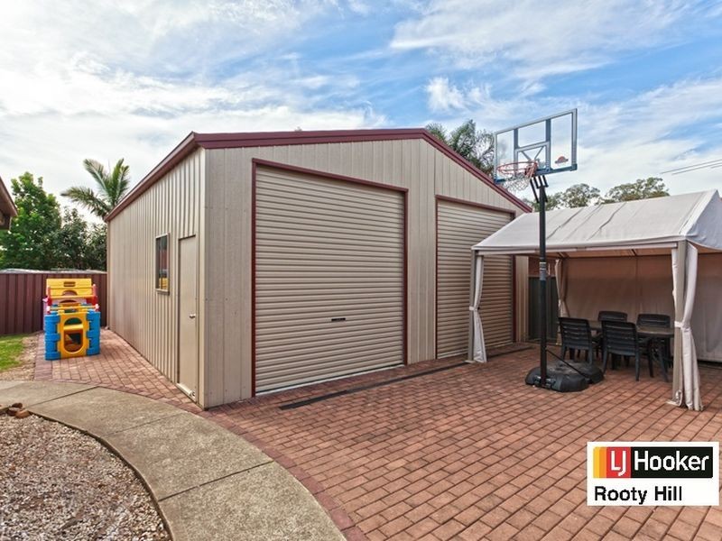25 Odelia Crescent, Plumpton NSW 2761