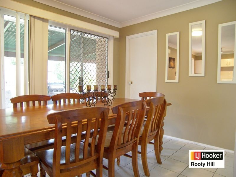 27 Tulipwood Drive, Colyton NSW 2760