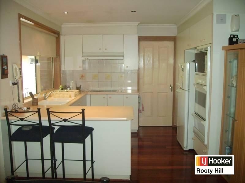 168 Buckwell Drive, Hassall Grove NSW 2761