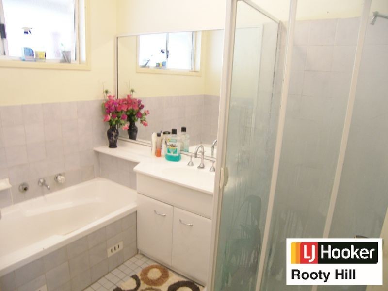 34 Beaconsfield Road, Rooty Hill NSW 2766