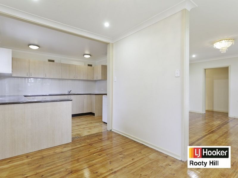 52 Nella Dan Avenue, Tregear NSW 2770