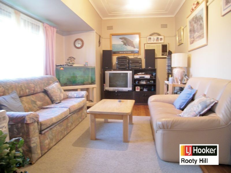 18 Adelaide Street, Rooty Hill NSW 2766