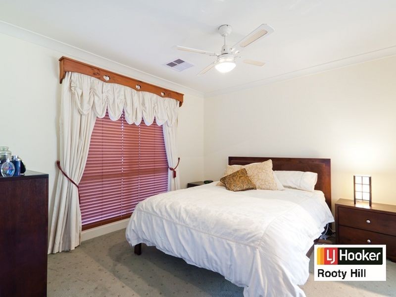 1 Butcherbird Place, Glenmore Park NSW 2745