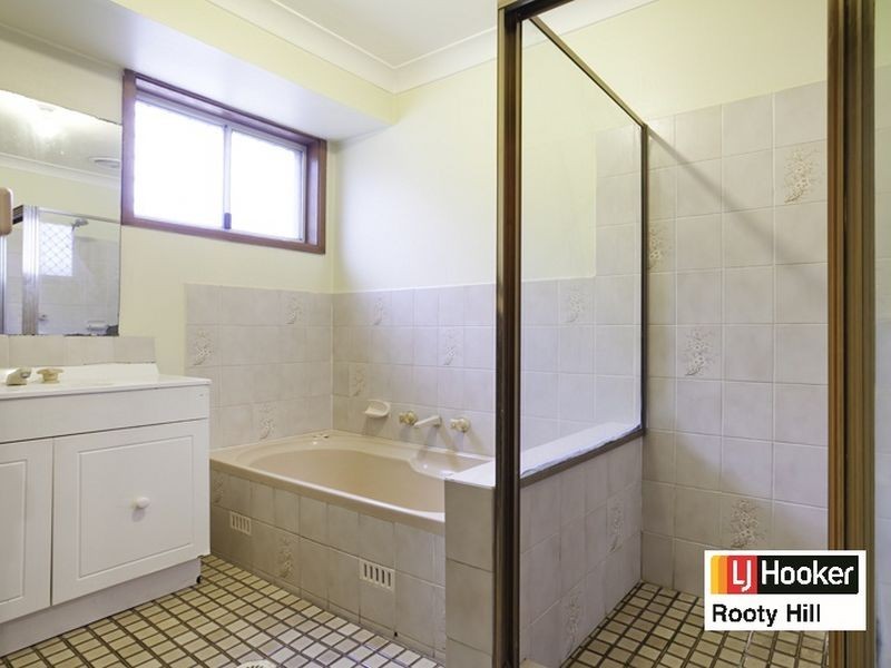 7 Irma Pl, Oakhurst NSW 2761