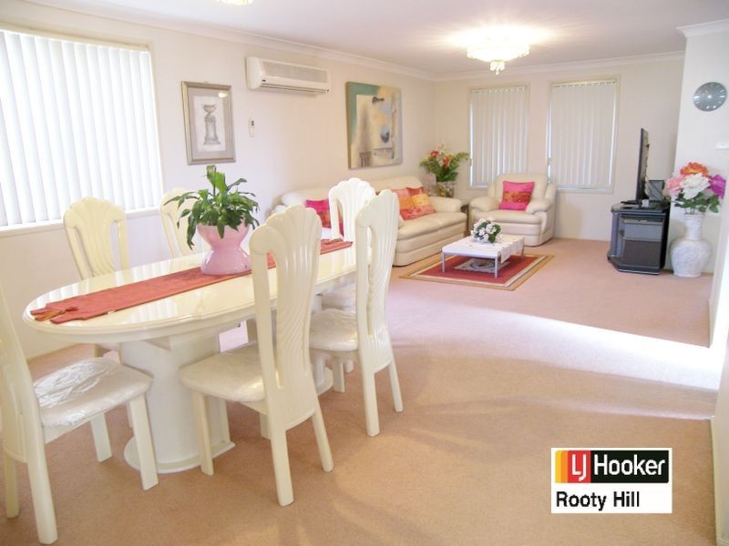 24 Sperring Avenue, Oakhurst NSW 2761